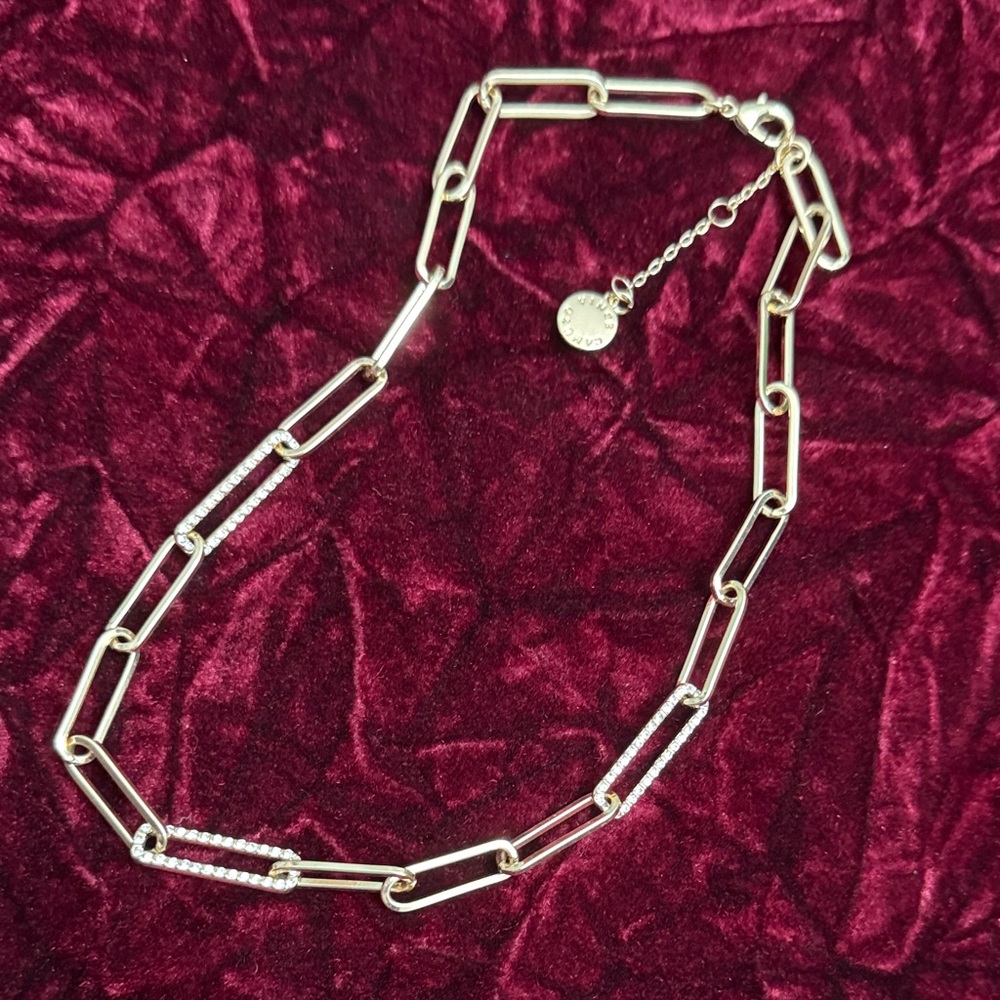 VINCE CAMUTO Necklace - Gold Chain with  Crystals